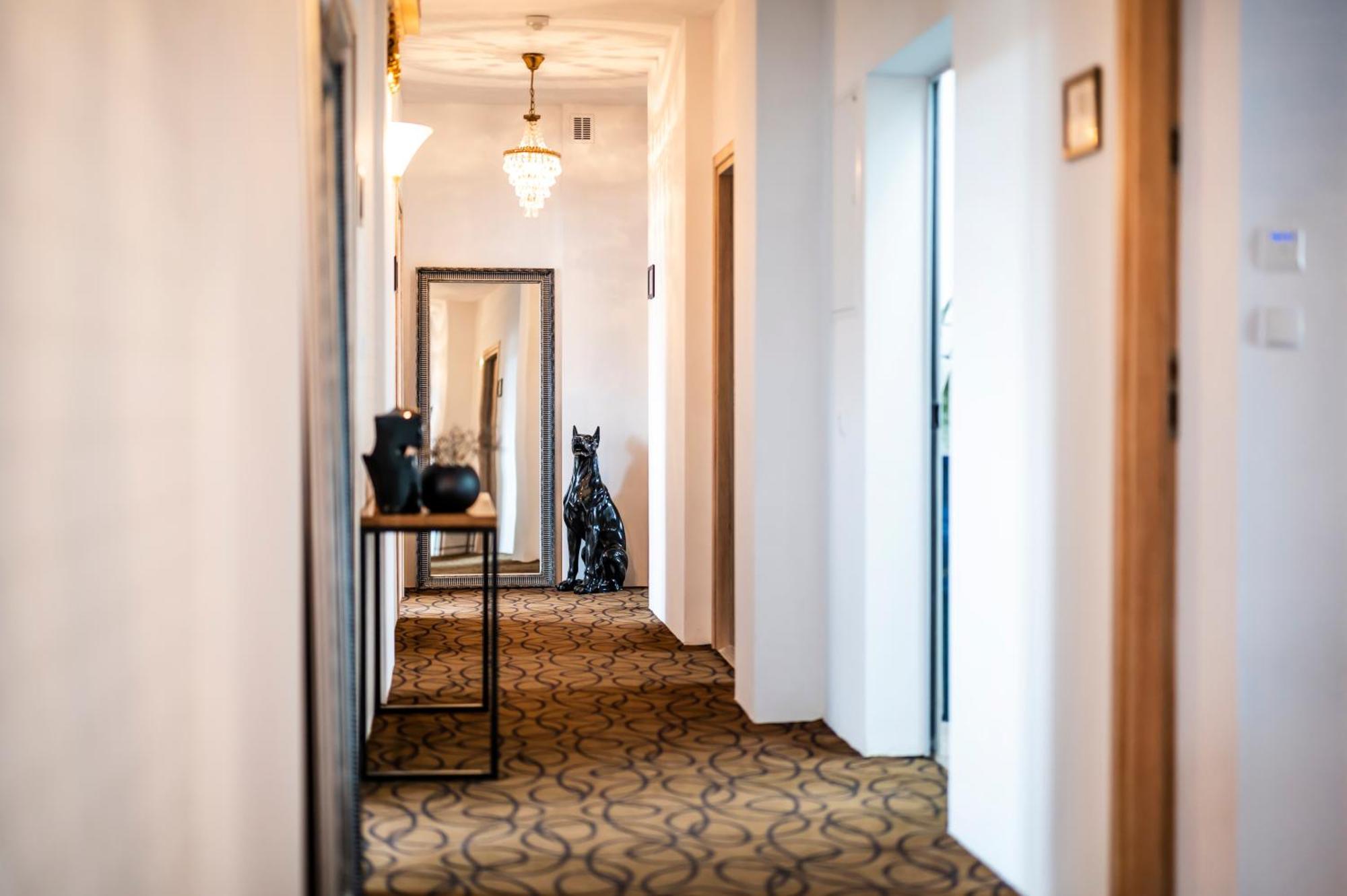 Aparthotel Maargick Cracovie Extérieur photo