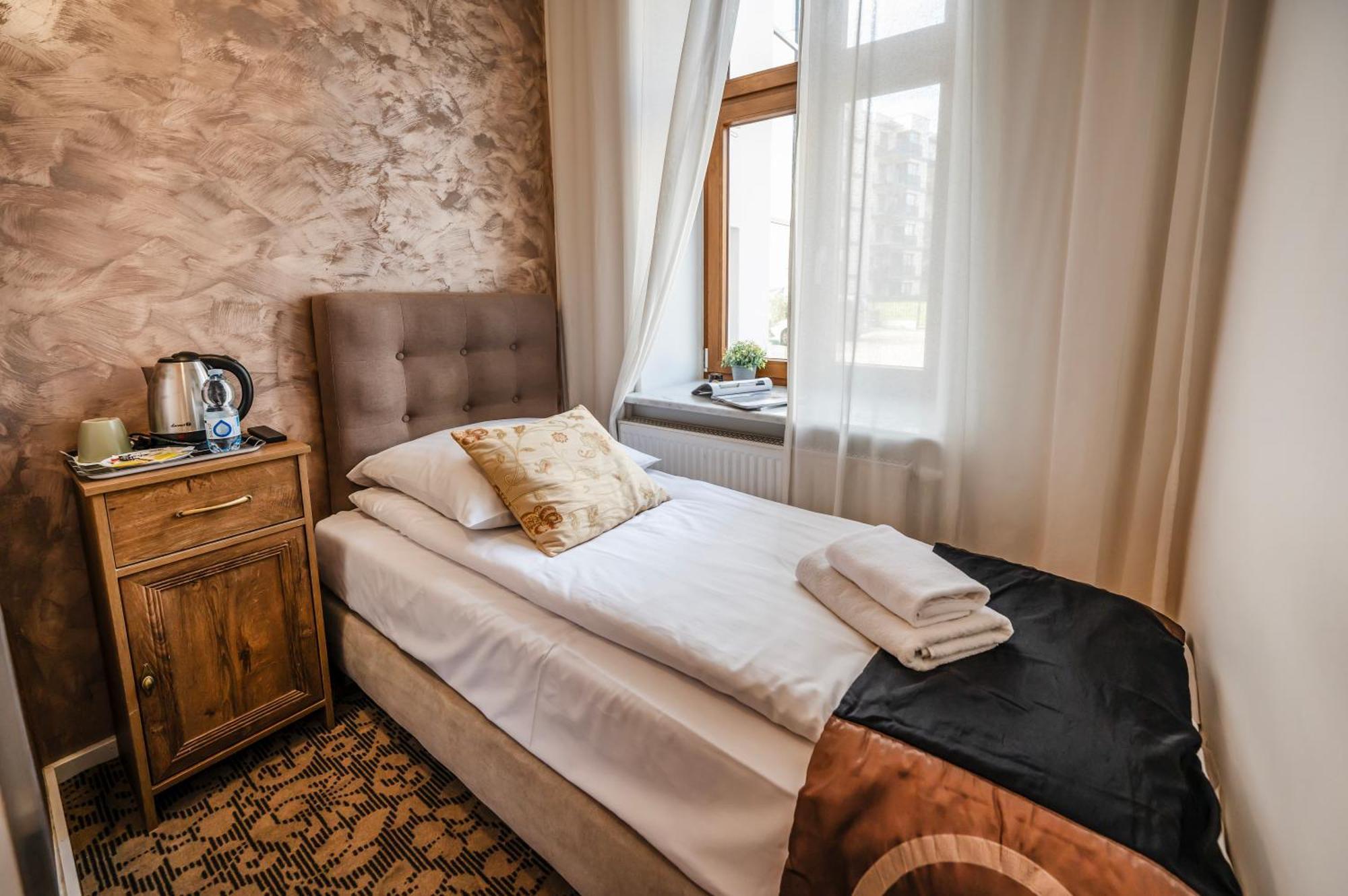 Aparthotel Maargick Cracovie Extérieur photo