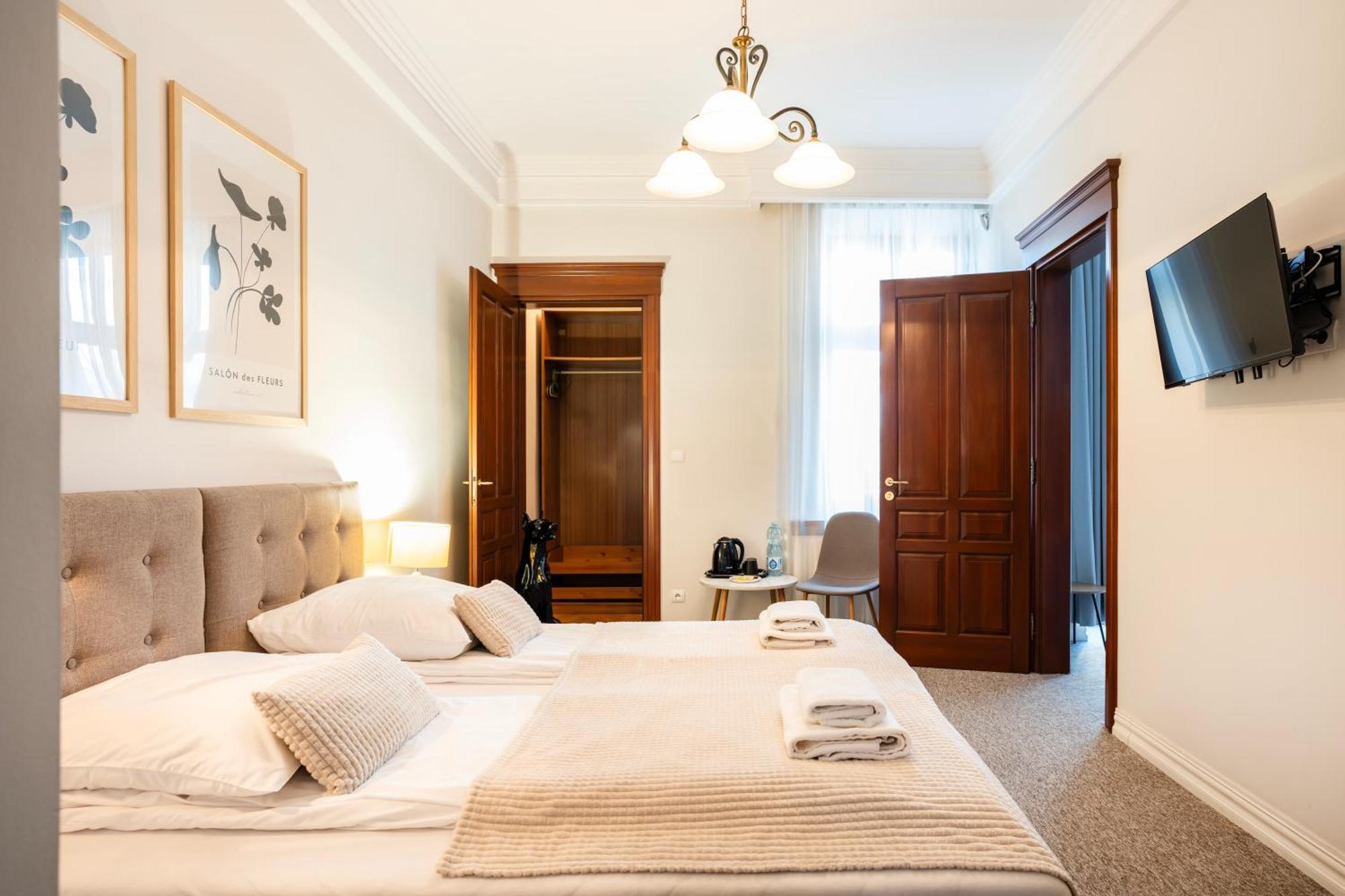 Aparthotel Maargick Cracovie Extérieur photo